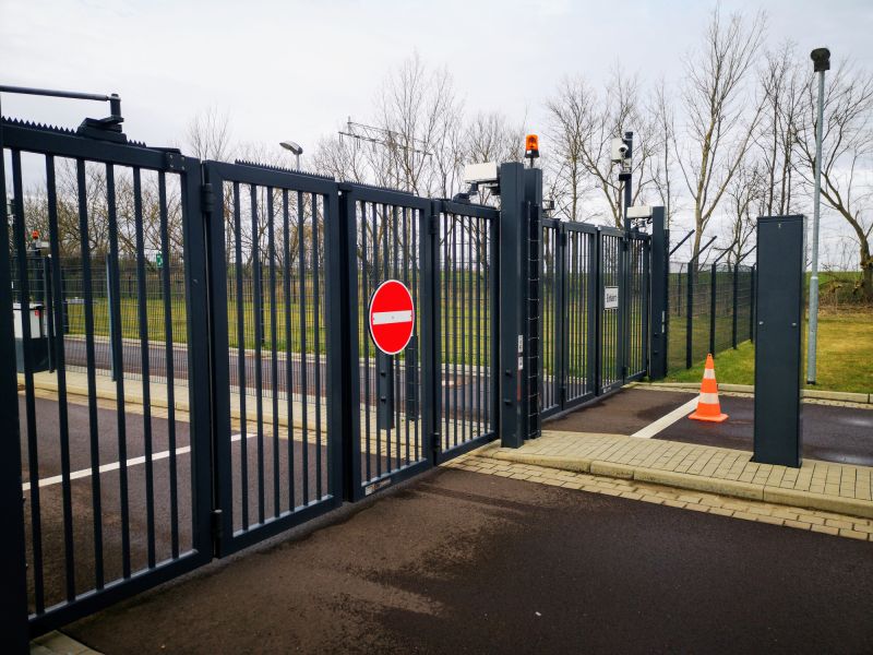 Automatic Fence Installation
